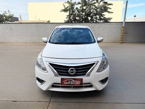 NISSAN VERSA 1.6 16V FLEXSTART UNIQUE 4P MANUAL NISSAN VERSA 1.6 16V FLEXSTART UNIQUE 4P MANUAL